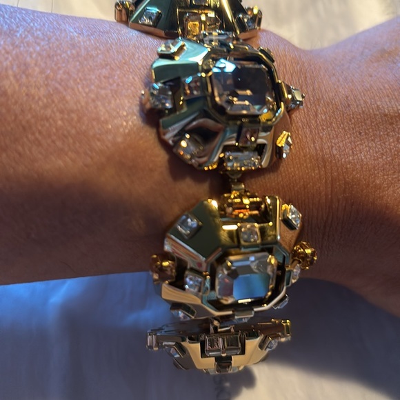 Lanvin Atelier Swarovski Gold Bracelet. - Picture 7 of 16